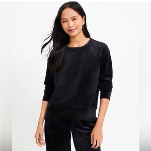 Lou & Grey Velour Sweatshirt